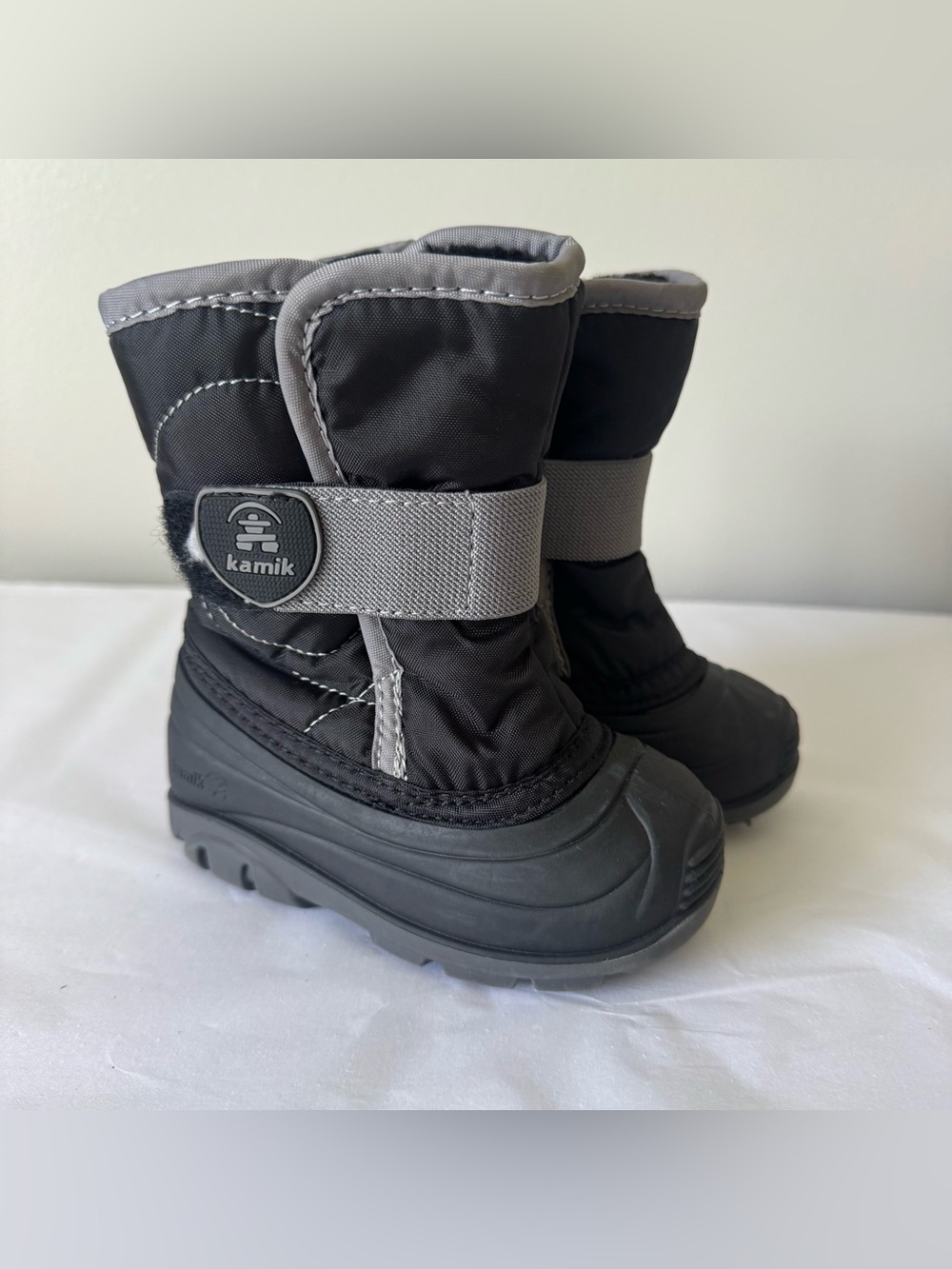 KAMIK Size 6 Toddler Boys Black Fur Lined Winter Pull On Boots
